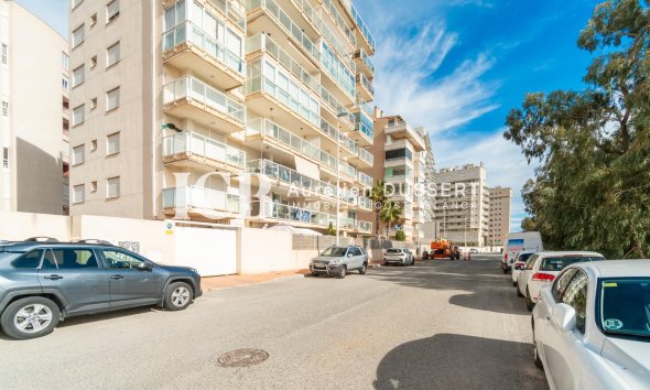 Revente - Appartement -
Guardamar del Segura - Puerto Deportivo