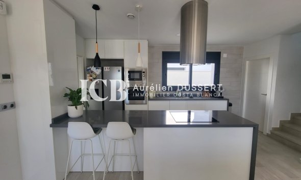 Reventa - Adosado -
Daya Vieja