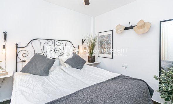 Revente - Maison mitoyenne -
Torrevieja - Torretas