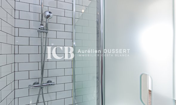 Revente - Maison mitoyenne -
Torrevieja - Torretas