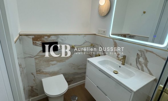 Revente - Appartement -
Punta Prima - Torrevieja