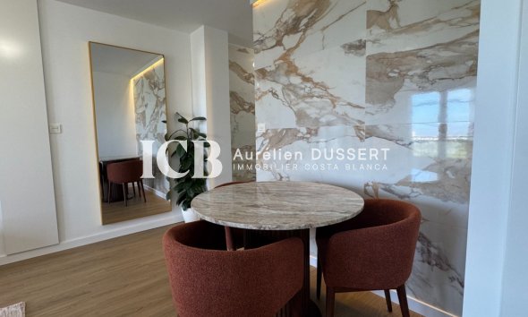 Revente - Appartement -
Punta Prima - Torrevieja