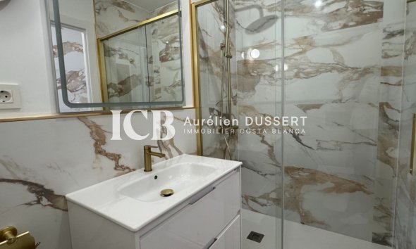 Revente - Appartement -
Punta Prima - Torrevieja