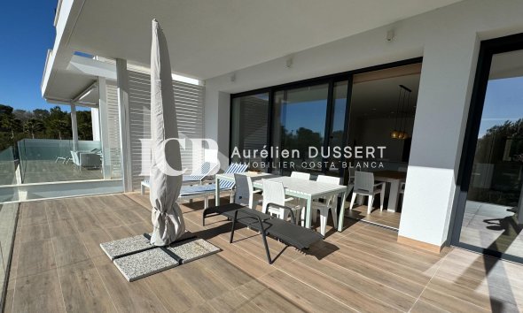 Resale - Apartment / flat -
Las Colinas Golf