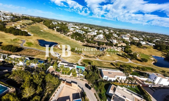 Revente - Villa -
Las Colinas Golf