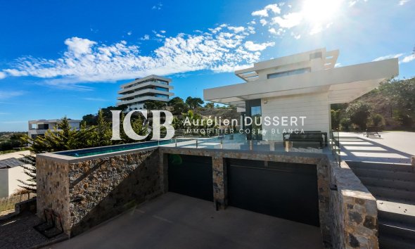 Revente - Villa -
Las Colinas Golf