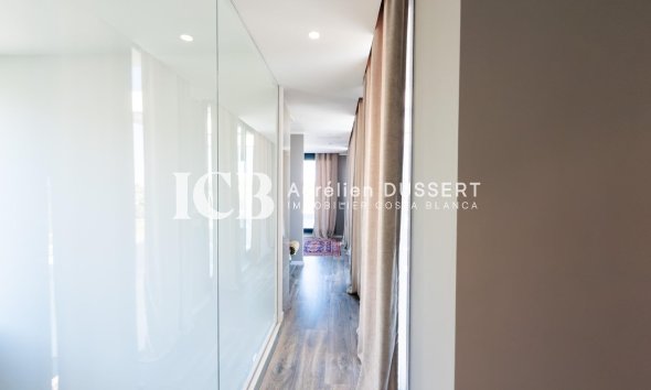 Revente - Villa -
Las Colinas Golf