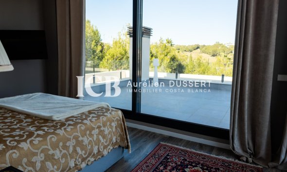 Revente - Villa -
Las Colinas Golf