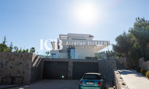 Revente - Villa -
Las Colinas Golf