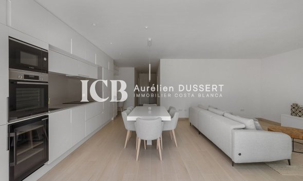 Resale - Apartment / flat -
Las Colinas Golf