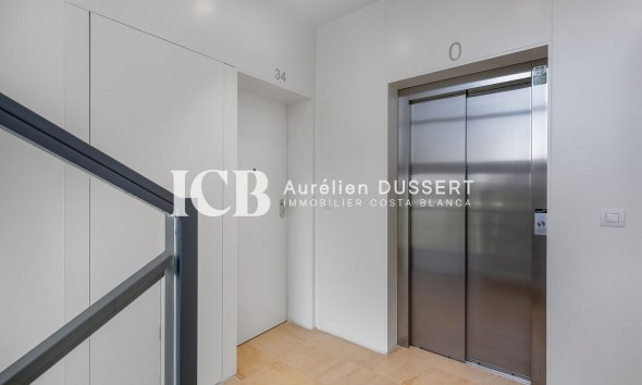 Resale - Apartment / flat -
Las Colinas Golf