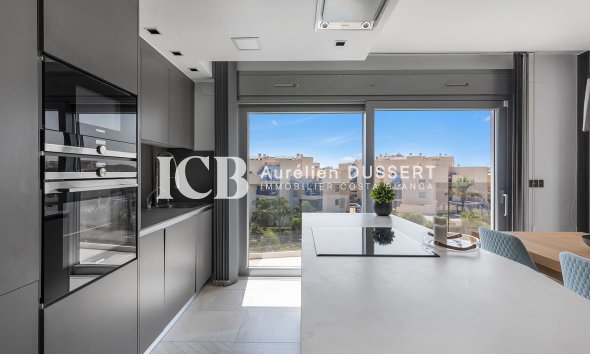 Resale - Apartment / flat -
Orihuela Costa