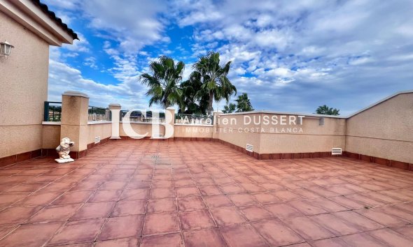 Revente - Appartement -
Pilar de la Horadada - RioMar