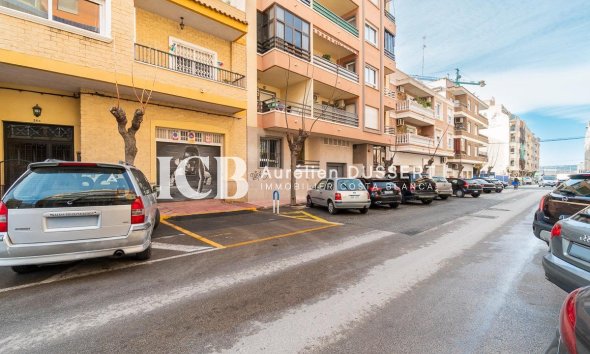 Revente - Appartement -
Torrevieja - Centro
