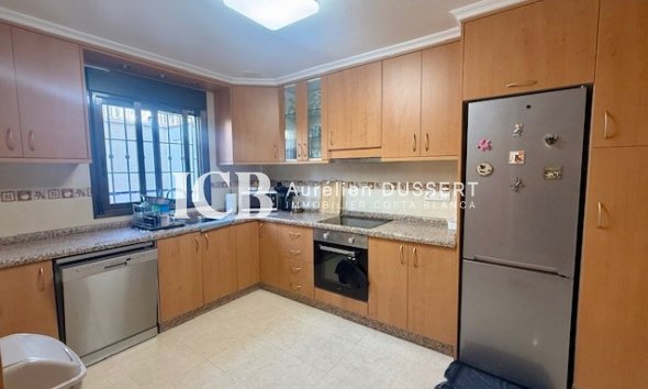 Resale - Townhouse -
San Miguel de Salinas