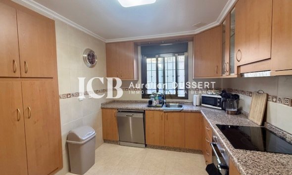 Resale - Townhouse -
San Miguel de Salinas