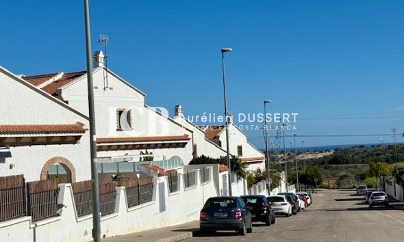Resale - Townhouse -
San Miguel de Salinas