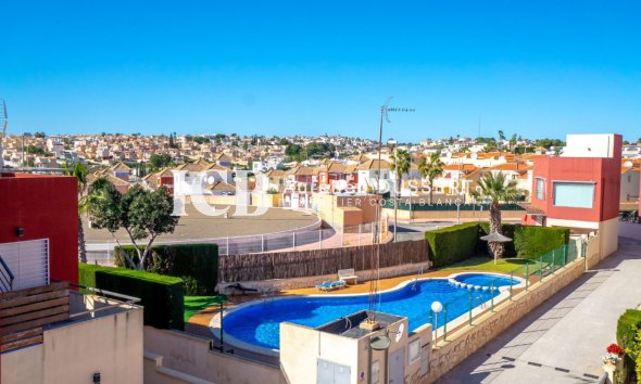 Revente - Maison mitoyenne -
Orihuela Costa - Villamartín