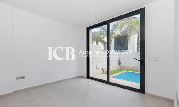 Revente - Maison individuelle -
Orihuela Costa - Villamartín
