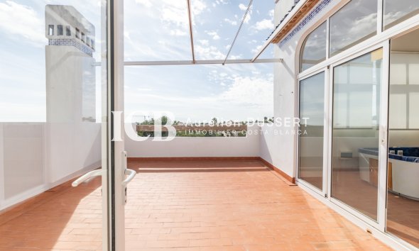 Revente - Appartement -
Orihuela Costa - Los Dolses