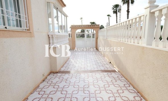 Revente - Maison mitoyenne -
Torrevieja - El limonar