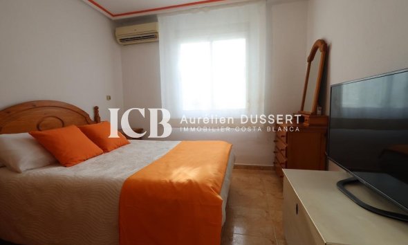 Revente - Maison mitoyenne -
Torrevieja - El limonar