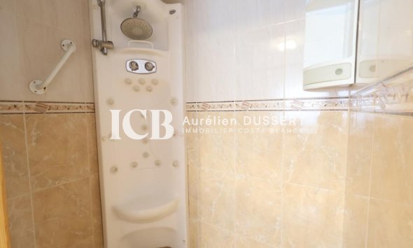 Revente - Maison mitoyenne -
Torrevieja - El limonar