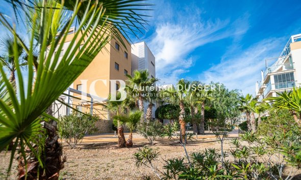 Revente - Appartement -
Orihuela Costa - Los Dolses