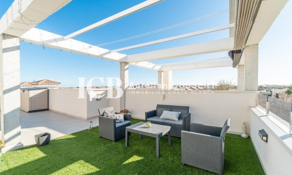 Revente - Appartement -
Orihuela Costa - PAU 26