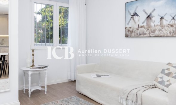 Revente - Maison mitoyenne -
Orihuela Costa - La Zenia