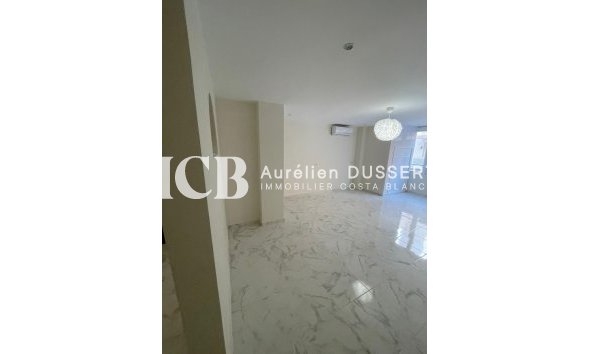 Revente - Appartement -
Torrevieja - torrevieja