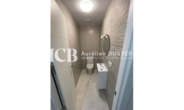 Revente - Appartement -
Torrevieja - torrevieja