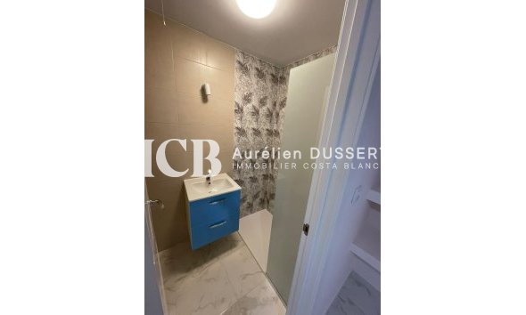 Revente - Appartement -
Torrevieja - torrevieja