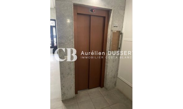 Revente - Appartement -
Torrevieja - torrevieja