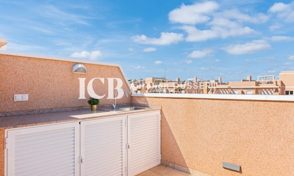 Revente - Appartement -
Orihuela Costa - Los Dolses