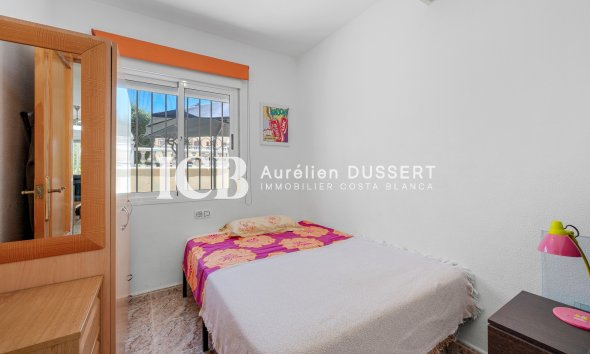 Revente - Maison mitoyenne -
Orihuela Costa - La Zenia