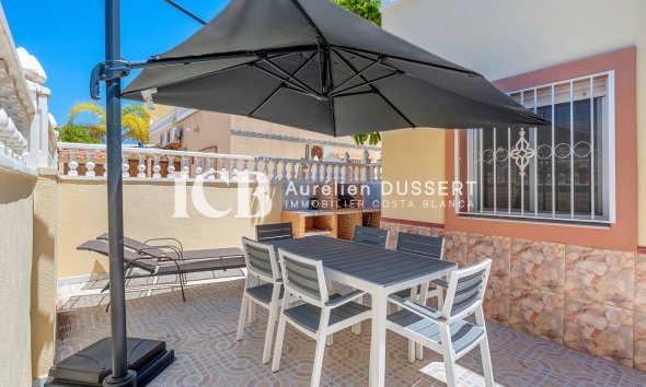 Revente - Maison mitoyenne -
Orihuela Costa - La Zenia