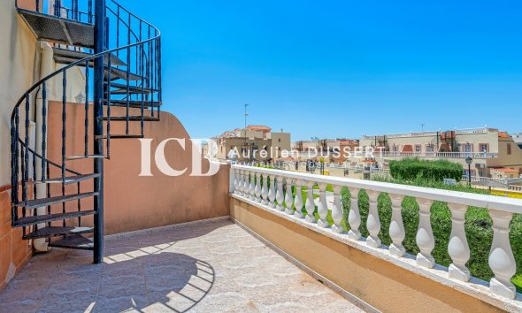 Revente - Maison mitoyenne -
Orihuela Costa - La Zenia