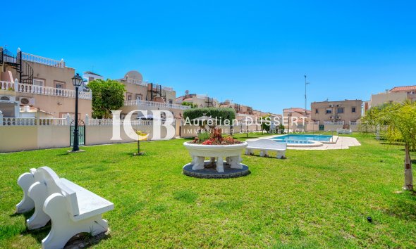 Revente - Maison mitoyenne -
Orihuela Costa - La Zenia