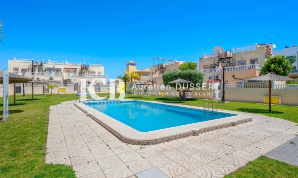 Revente - Maison mitoyenne -
Orihuela Costa - La Zenia