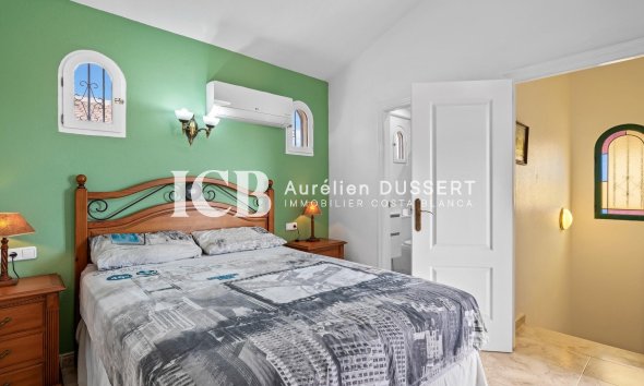 Revente - Maison mitoyenne -
Orihuela Costa - La Zenia