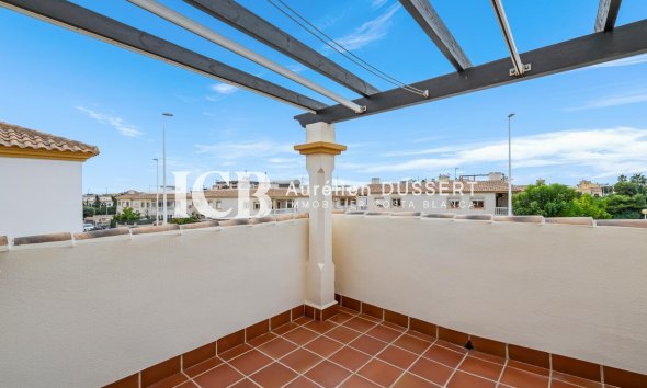 Revente - Maison mitoyenne -
Orihuela Costa - La Zenia