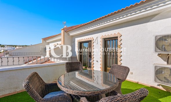 Revente - Maison mitoyenne -
San Miguel de Salinas