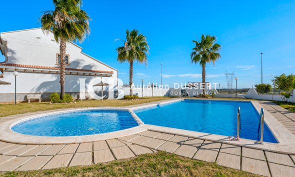 Revente - Maison mitoyenne -
San Miguel de Salinas