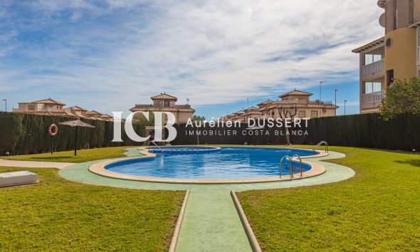 Resale - Apartment / flat -
Orihuela Costa - Villas San Jose