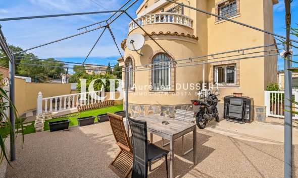 Revente - Villa -
Orihuela Costa - Castillo de Don Juan