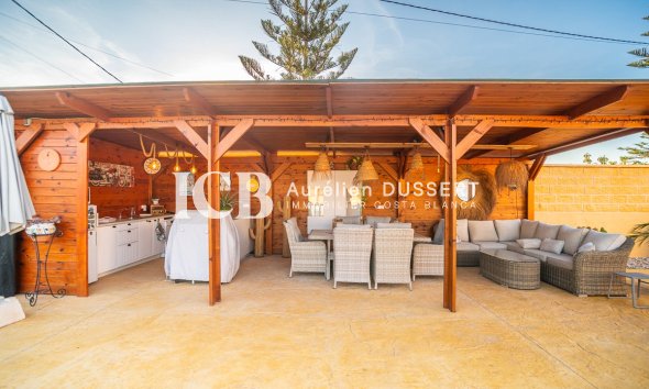 Resale - Villa -
CATRAL - Catral