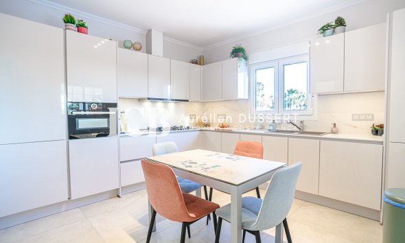 Resale - Villa -
CATRAL - Catral