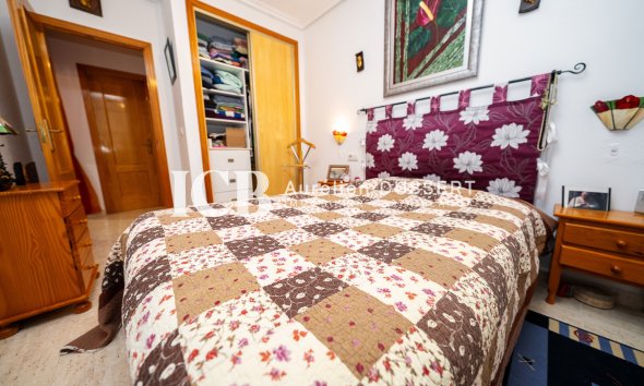 Reventa - Apartamento / piso -
Orihuela Costa - Playa Flamenca