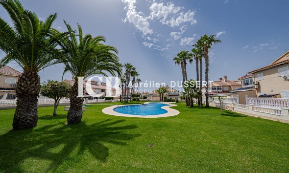 Reventa - Apartamento / piso -
Orihuela Costa - Playa Flamenca